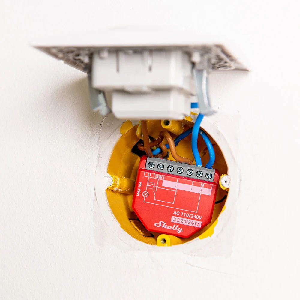 Shelly 1PM Gen4 multiprotocol (Wi-Fi+ Bluetooth / Zigbee 3.0) relay module, with power meter, Matter compatible